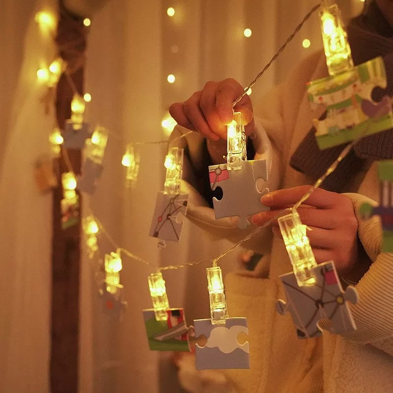 Picture Hanging Strip - Guirnalda de luces LED con clips
